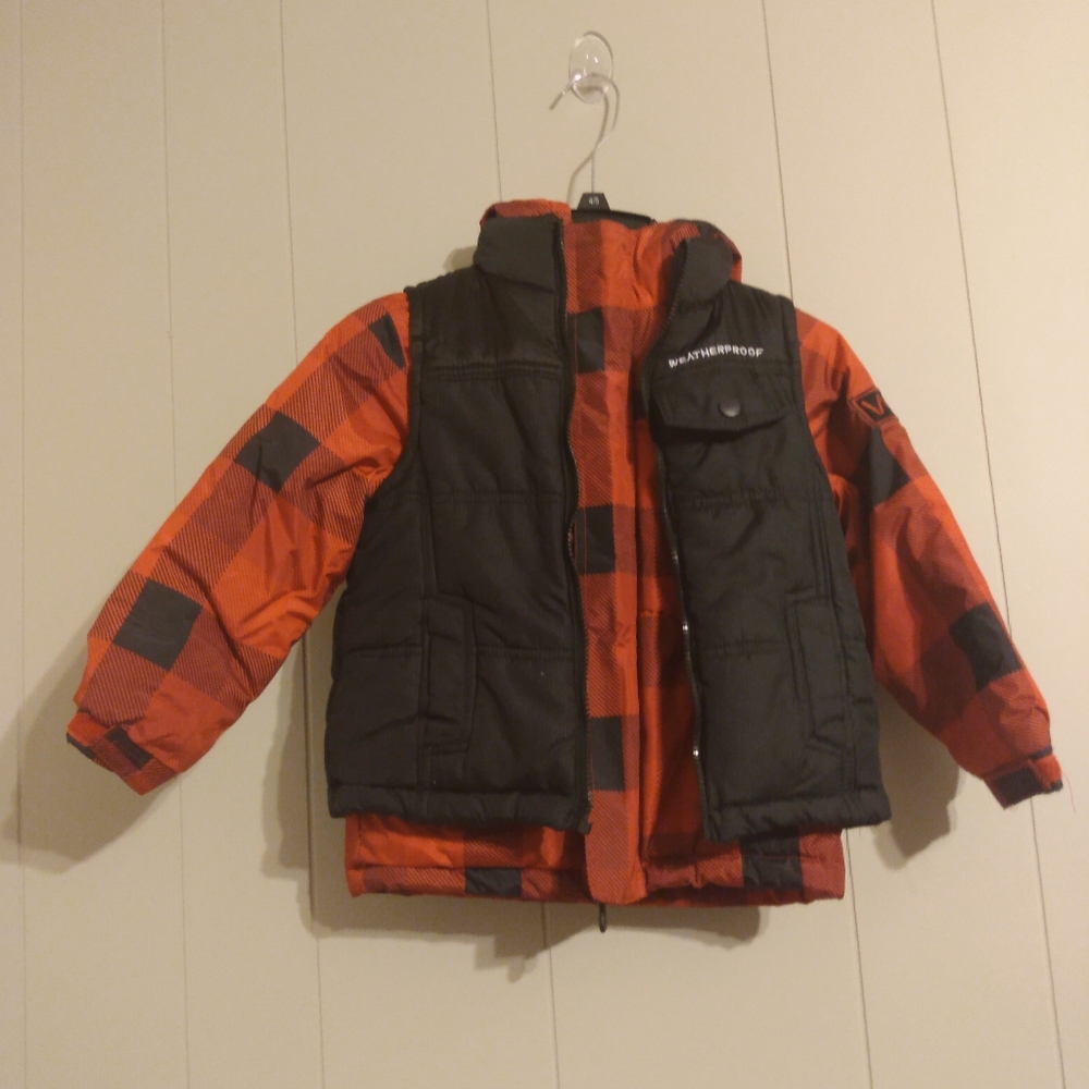 Red and black Puffer Jacket with vest